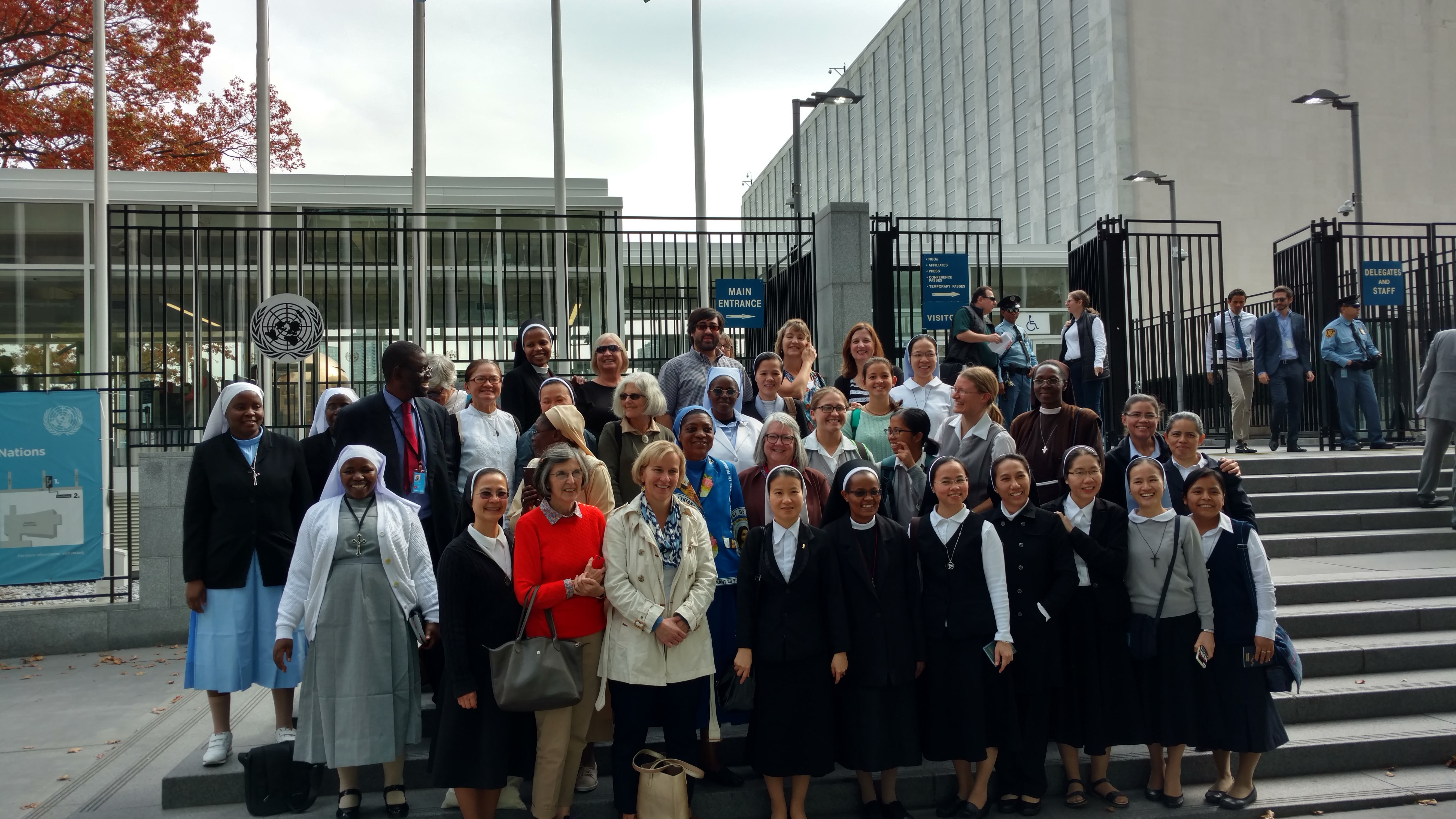 field-trip-2016_10_20-nyc_st-patrick_united-nations-06